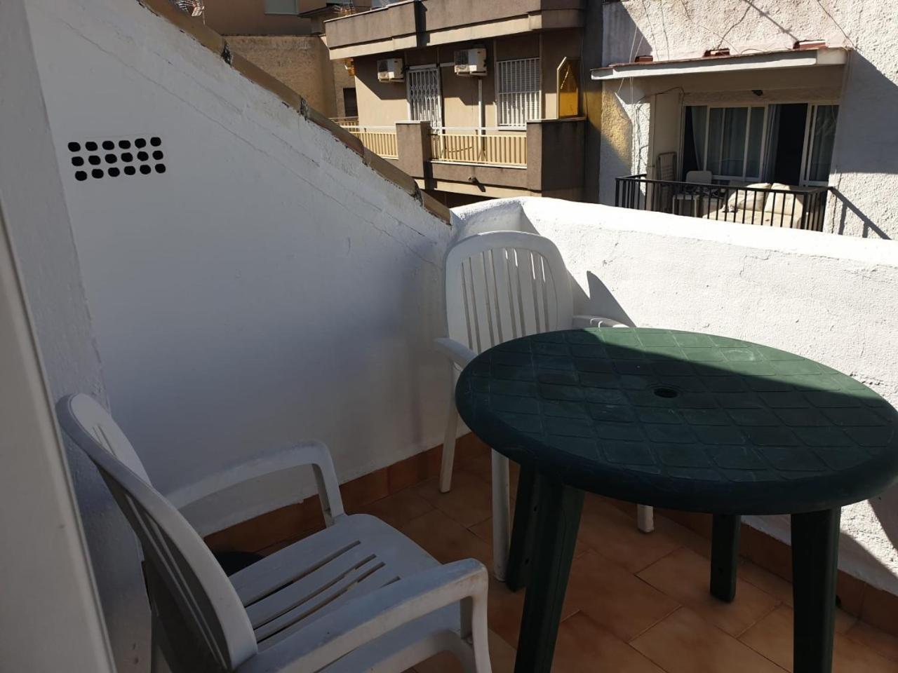 Apartamento Decada Cervantes 19 Фуeнхирола Екстериор снимка