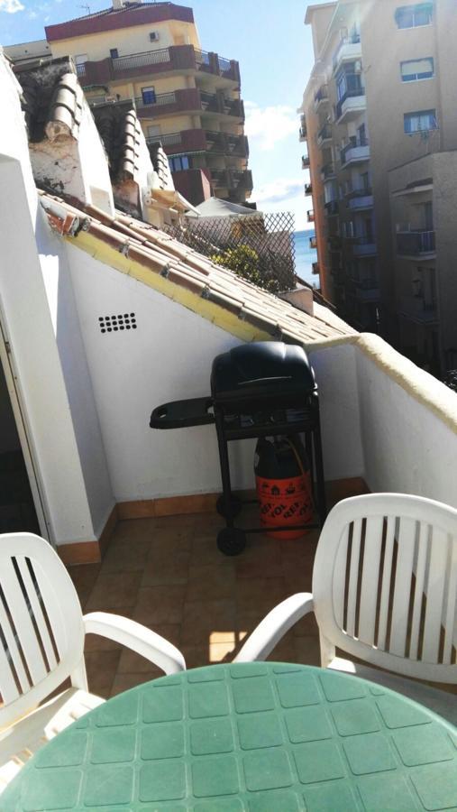 Apartamento Decada Cervantes 19 Фуeнхирола Екстериор снимка