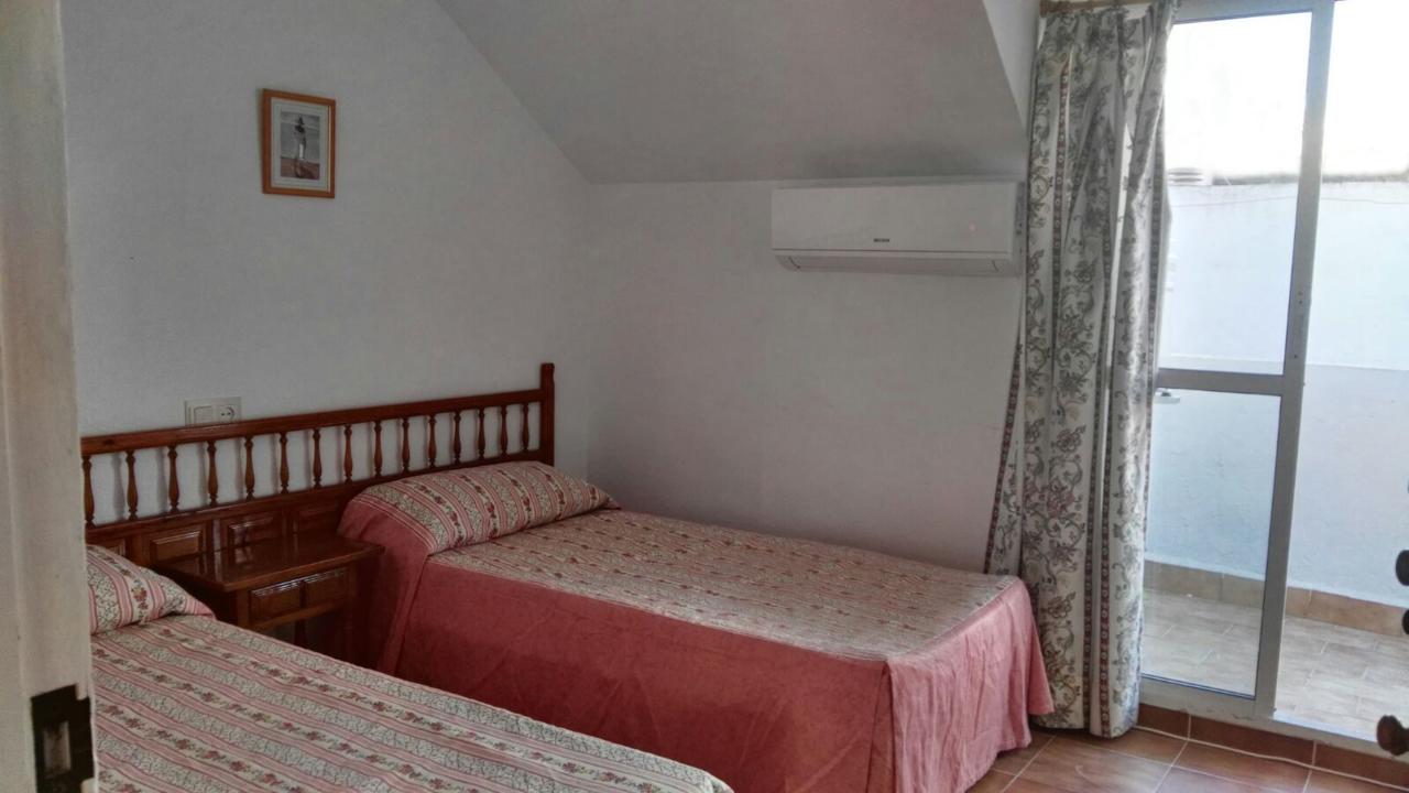 Apartamento Decada Cervantes 19 Фуeнхирола Екстериор снимка